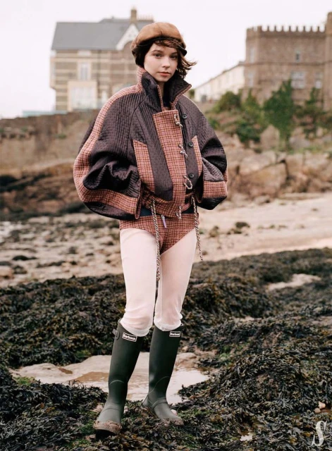 Opposites Attract- Emma Myers