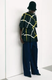 Market Report: Model on Duty