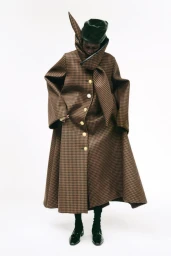 Market Report: Model on Duty