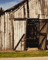 Guess Jeans Summer 2025 Campaign