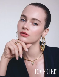 Luxurious everyday life: jewelry