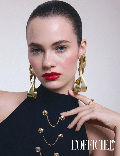 Luxurious everyday life: jewelry