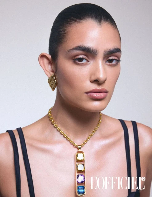 Luxurious everyday life: jewelry