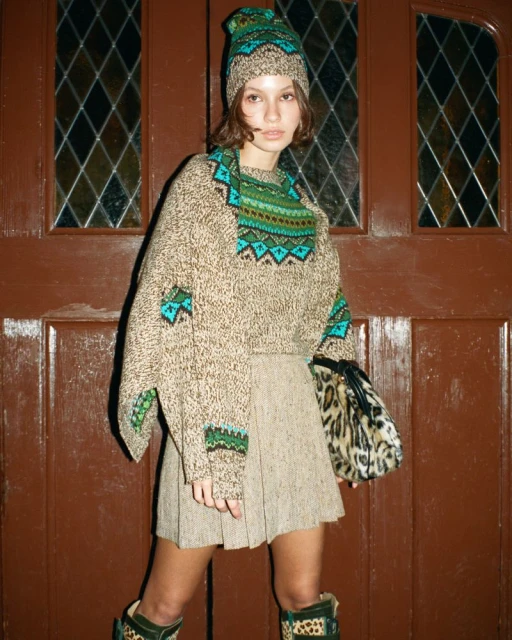 Anna Sui FW25: Gilded Moves