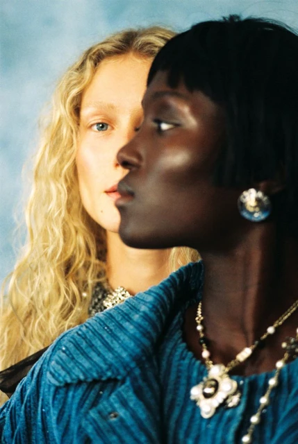 The strength of Elegance