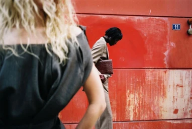 The strength of Elegance