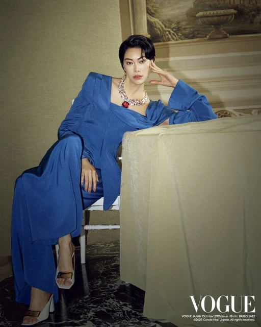 Vogue Japan October 2025 Cover