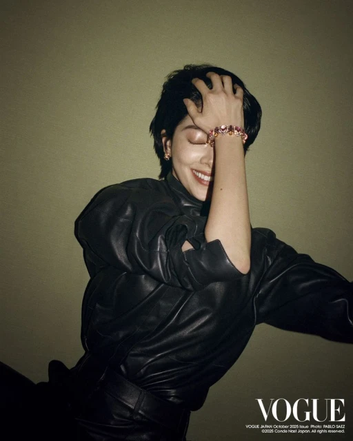 Vogue Japan October 2025 Cover