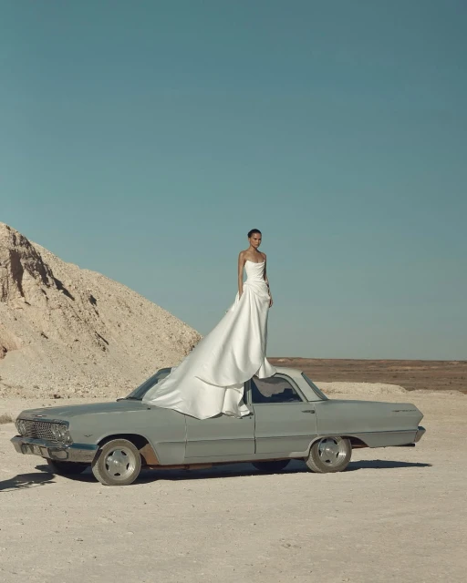 Moon Plain Collection