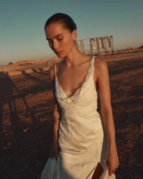 Moon Plain Collection