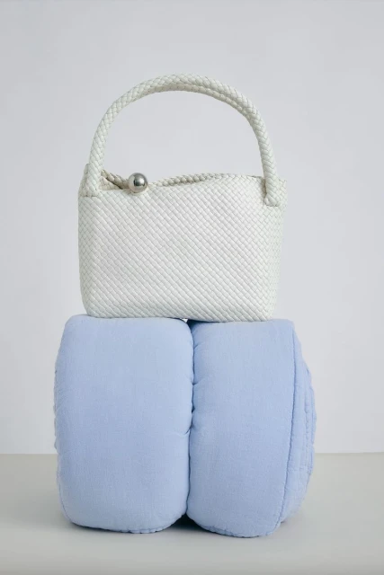 Bottega Special: Weaving A Tale