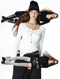 "Neo Femme" for 2000Archives