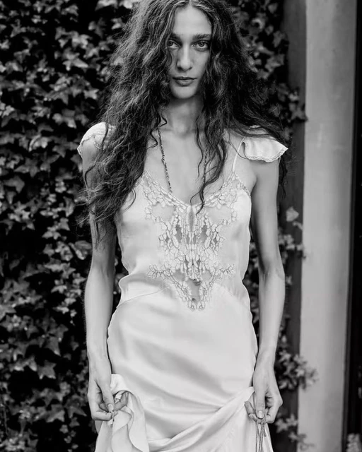 Exercice De Style : Les dessous prennent le dessus