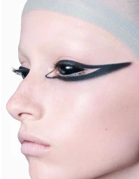 Beauty Papers x Richard Burbridge