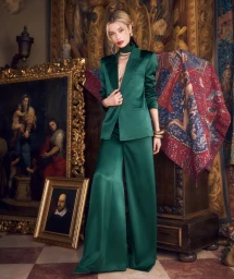 Alice + Olivia September 2025