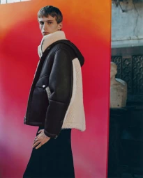 Le Monde d'Hermes 87 by Estelle Hanania