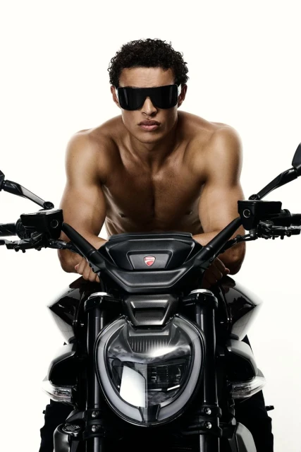 Dsquared2 x Ducati