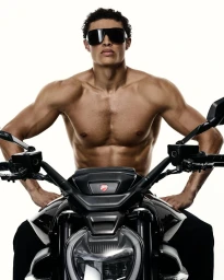 Dsquared2 x Ducati