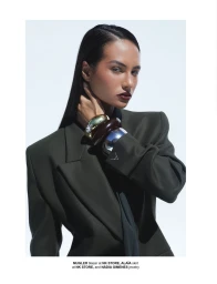 Mari Brechane for La Galerie - Issue 3