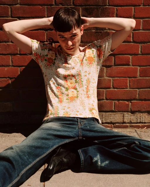 Ellis Howard / ‘What It Feels Like For a Girl’ (Remix)