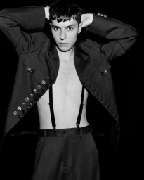 Ellis Howard / ‘What It Feels Like For a Girl’ (Remix)