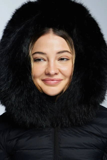 Heroine 23 Madelyn Cline Cover