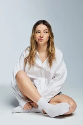 Heroine 23 Madelyn Cline Cover