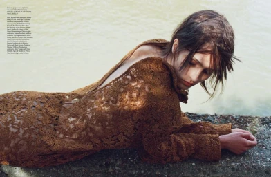 The sun cannot Bleach it , Nor the Tide wash it away