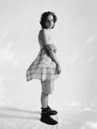 Le Gout de M - Élégante Adolescence