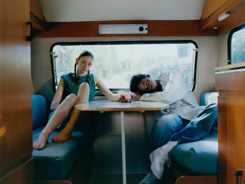 Le Gout de M - Élégante Adolescence