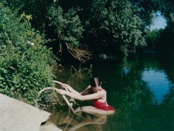 Le Gout de M - Élégante Adolescence