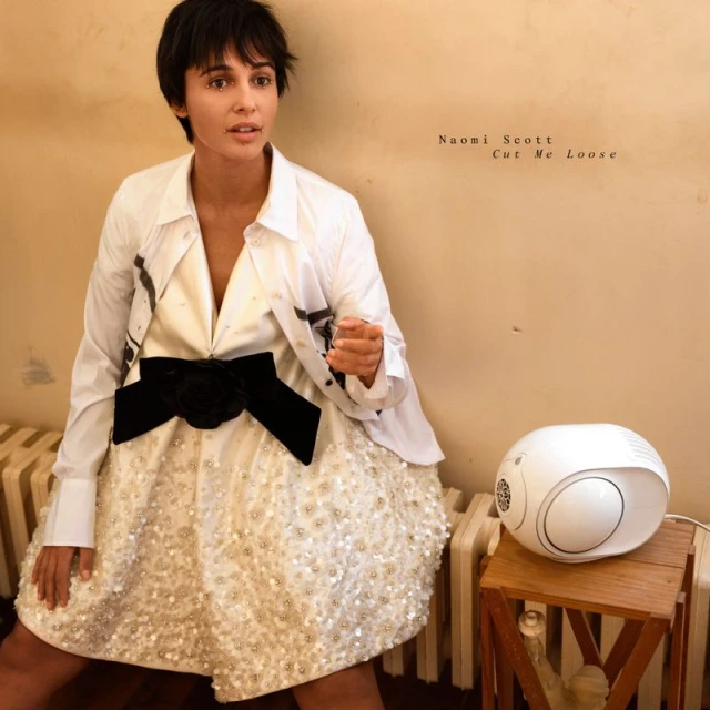 Naomi Scott: Cut Me Loose