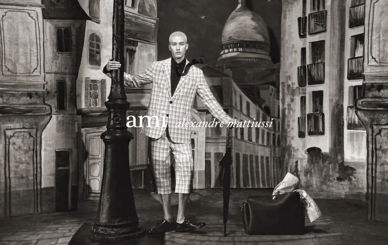 Ami Spring-Summer 2025 by Szilveszter Mako: Sarah Paulson