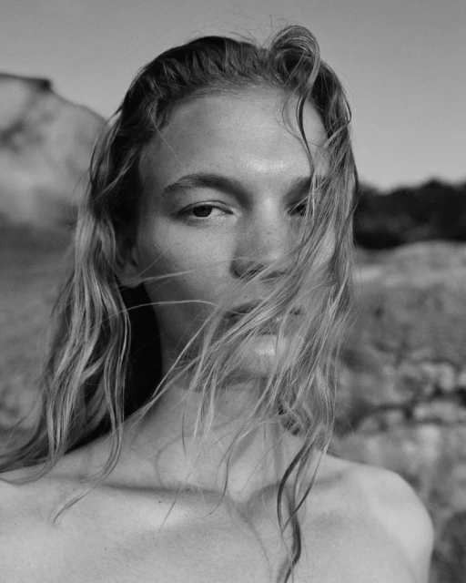 You’re here in my head / Like the sun coming out