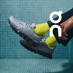 On Running S/S 25 Cloud 6